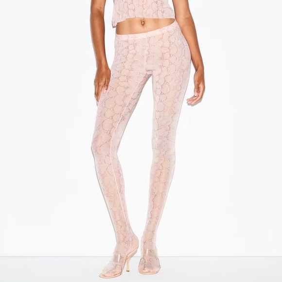 Skims Milky Sheer Footed Legging Rose Pastel Snake Print - Picture 1 of 11